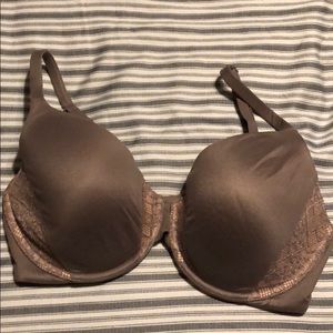 NWOT perfect coverage body by Victoria secret bra